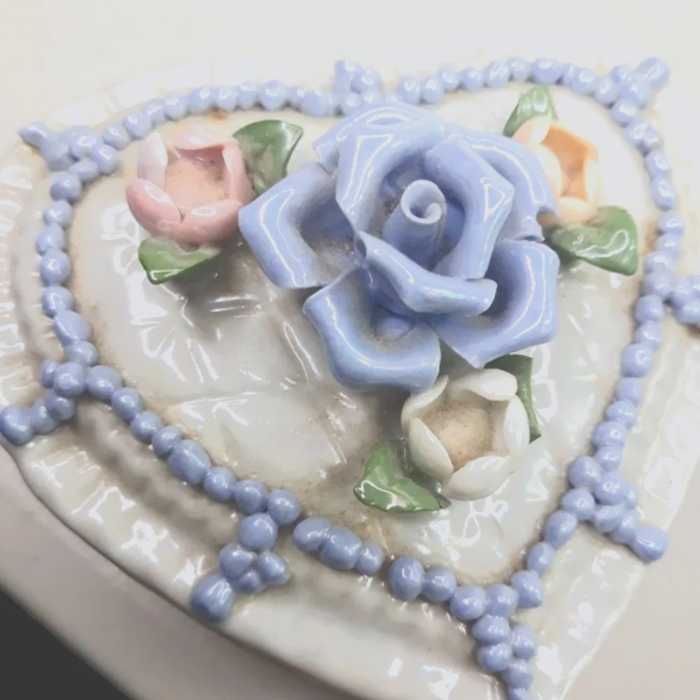 Trinket ceramic heart box & ceramic basket floral